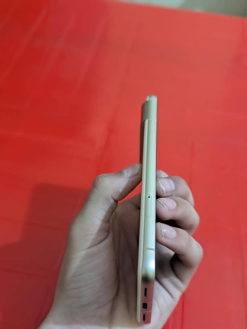 Google Pixel 8 2