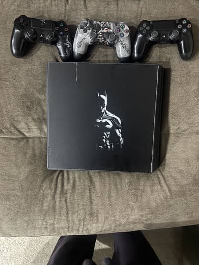 Ps4 Pro 1tb | Jailbreak | 11 version | 3 Controllers