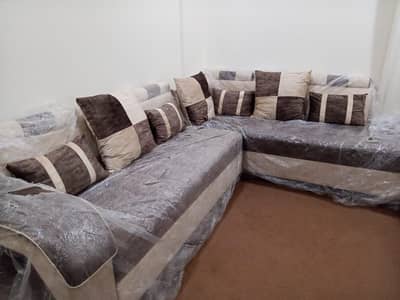 L shaped 7 seater