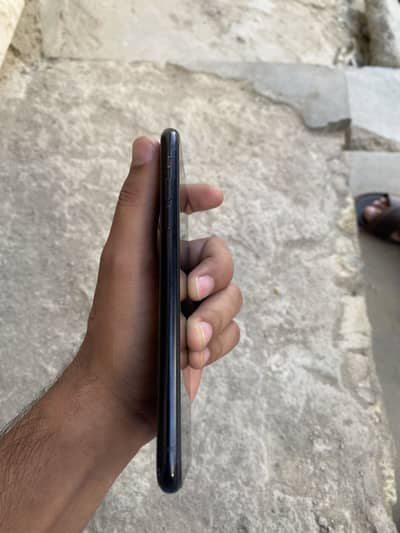 Apple iPhone XR