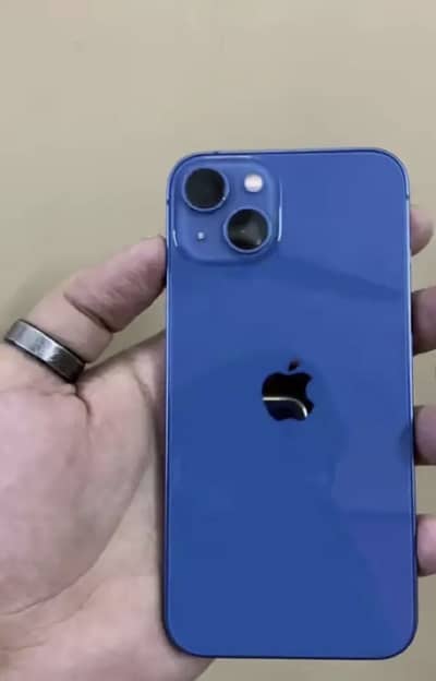 Apple iPhone 13