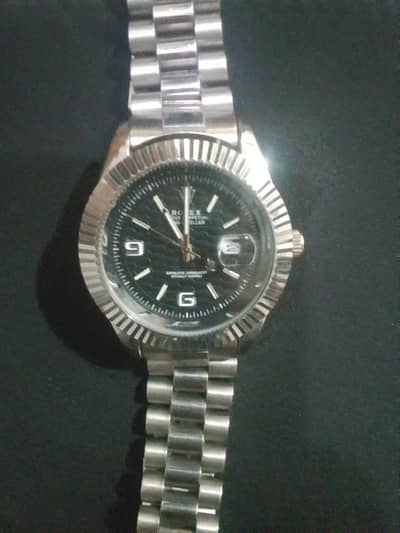 GOOD WATCH 10/10 NEW WATCH