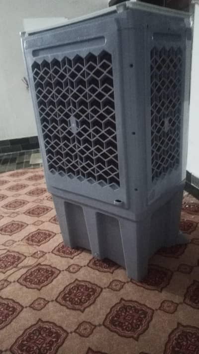 AC/DC Air cooler only One month use full new 10/10