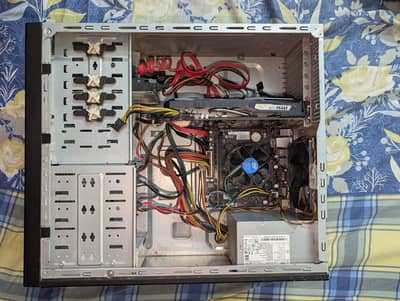 GAMING PC - GTX 1650 Super 4GB, 16 GB RAM DDR4, Core i3 9100f @ 3.6GHz