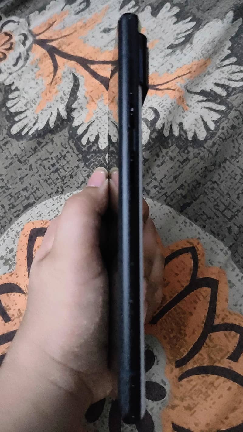 Google Pixel 6 4