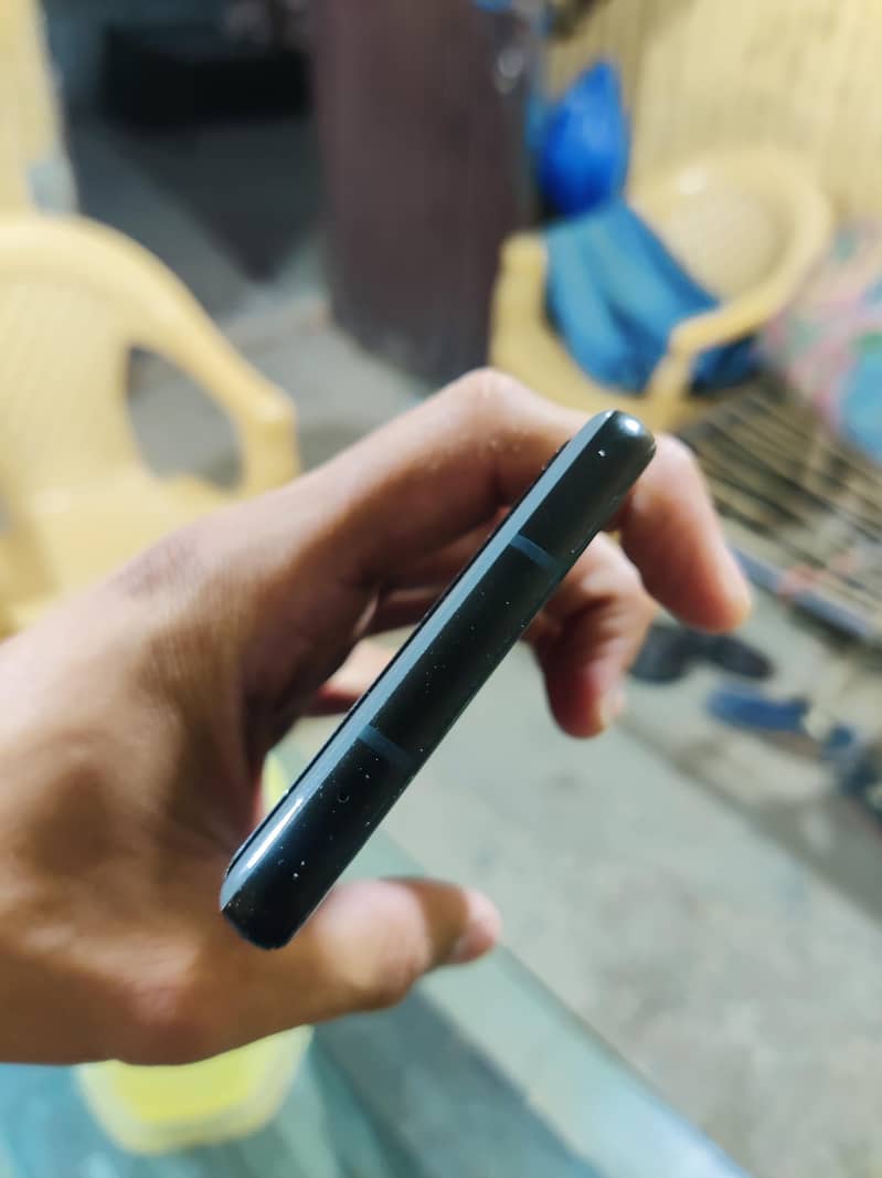 Google Pixel 6a 4