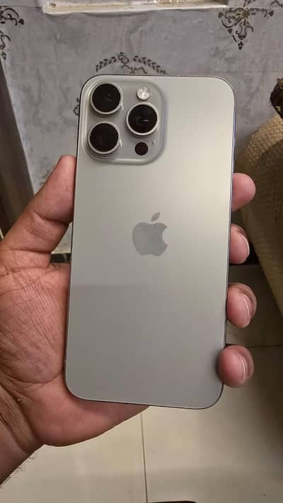 Apple iPhone 15 Pro Max jv