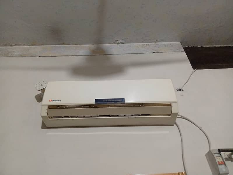 Split Ac Dawlance 1