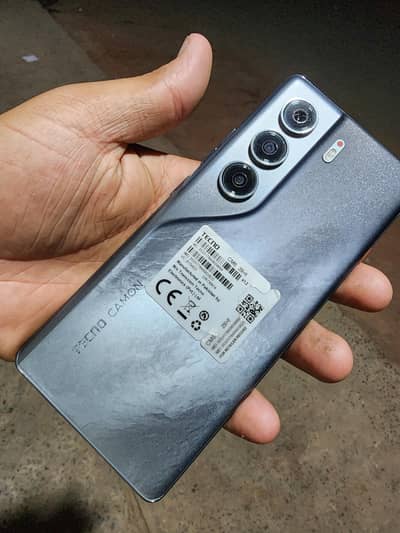 Tecno camon 40 pro