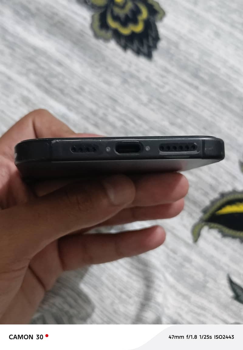 Apple iPhone 16 Plus 2