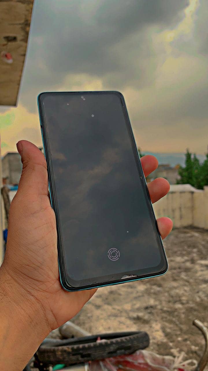 Tecno CAMON 20 1