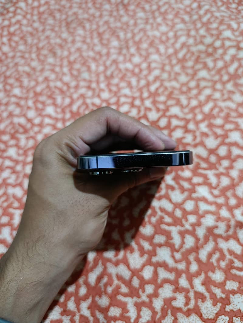 iphone 14 pro 1