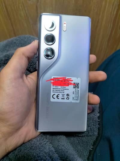 Tecno CAMON 40 Pro