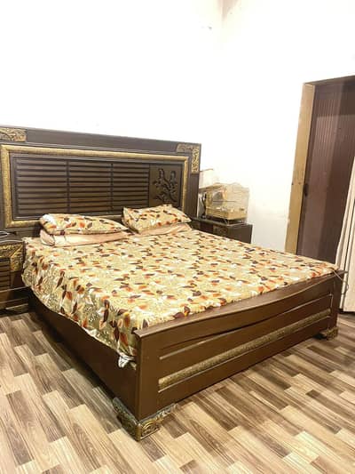 king size bed full wodeen