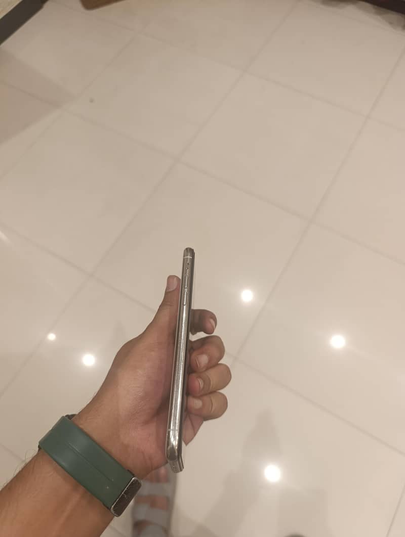 iPhone X 2