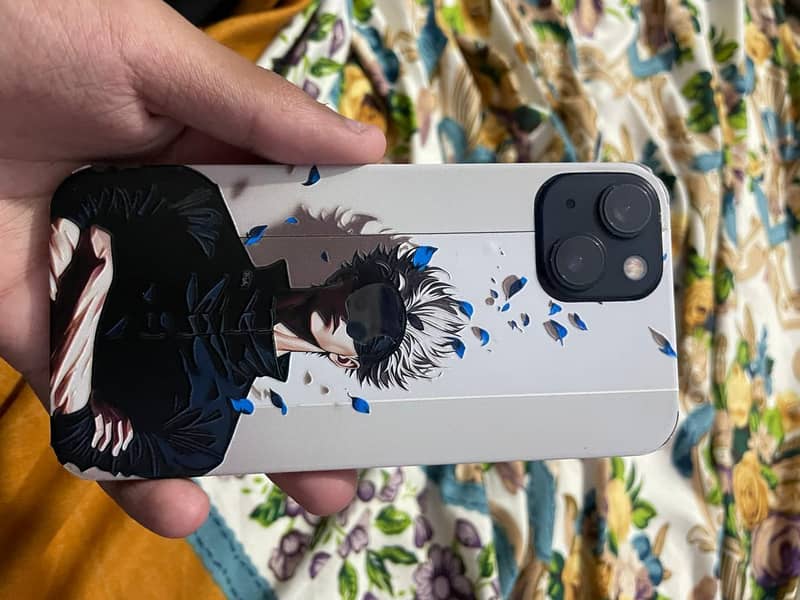 Apple iPhone 13 1