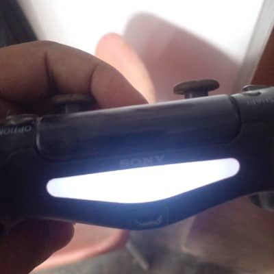 PS4 pro 1TB original/non-jailbreak for sale