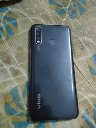 Vivo Y19 4/128 only mobile hai 03289132840 read full add