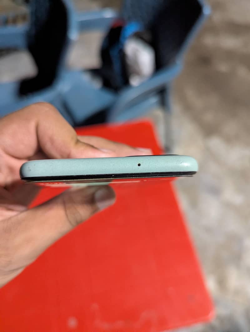 Google Pixel 5 4