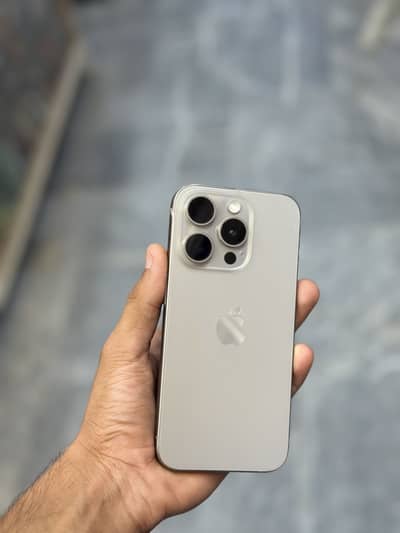 Apple iPhone 15 Pro