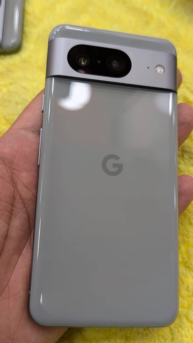 Google Pixel 8 9