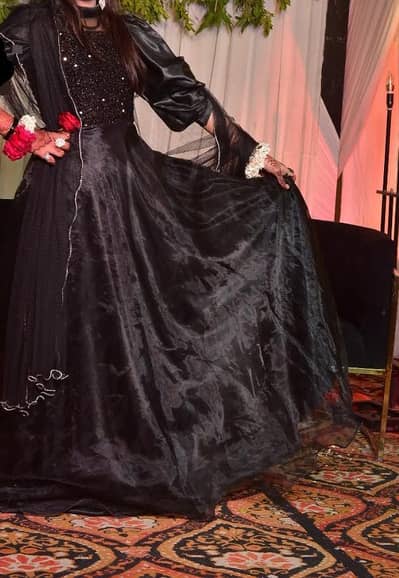 Black Maxi