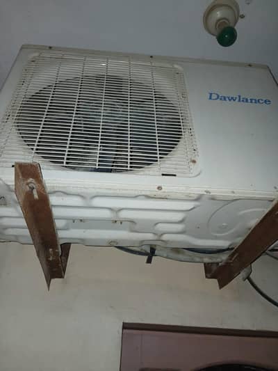 dawlance 1.5 tonn and haier 1 tonn used Ac