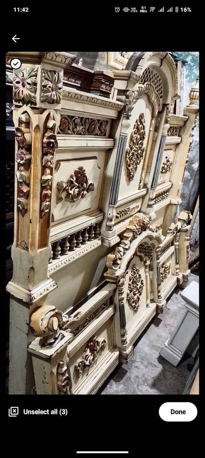 Chinioti Haveli bed / Dressing / Tables