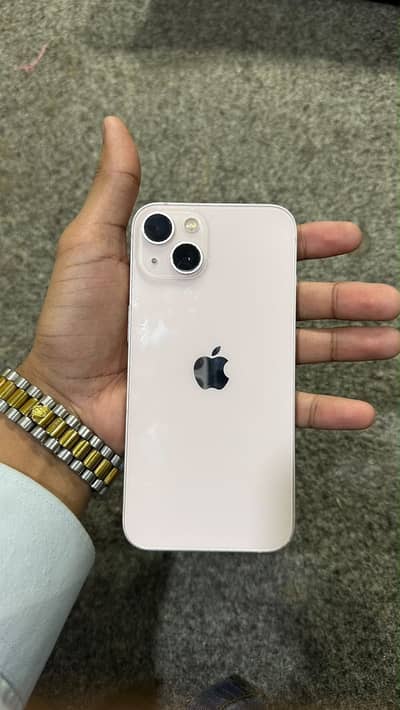 Apple iPhone 13