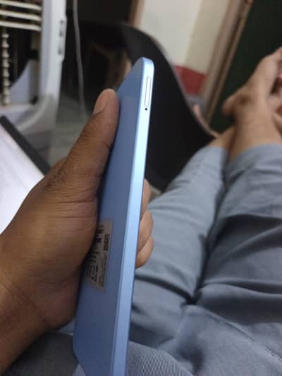 Condition 10 bye 10.      Spark 40pro