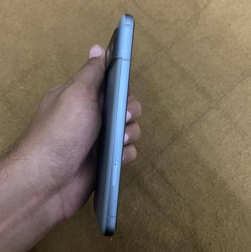 Google Pixel 8 1