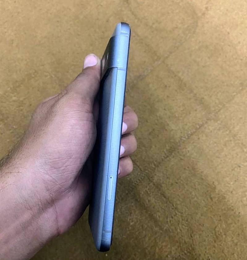 Google Pixel 8 2