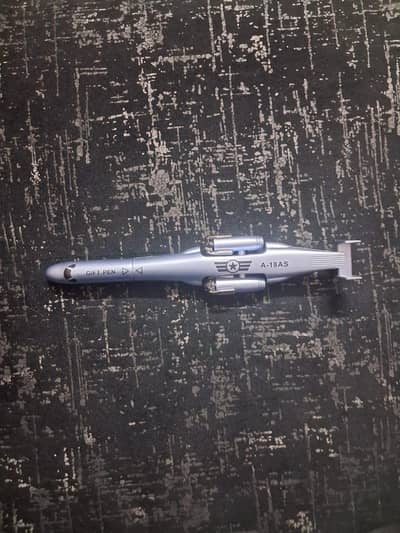 Airplane transformer pen