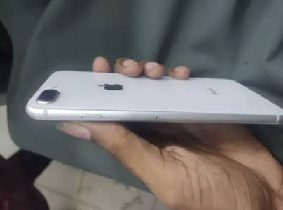 Apple iPhone 8 Plus