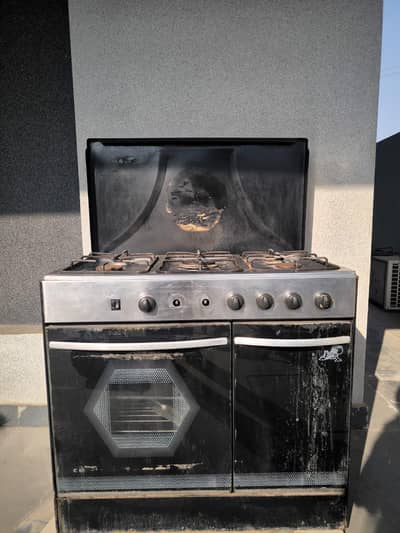 Corona Cooking Range for sale