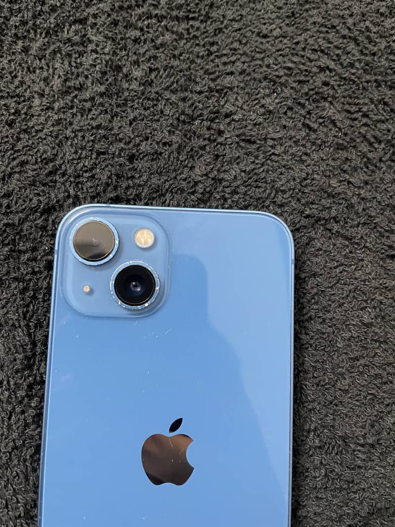 iPhone 13 6
