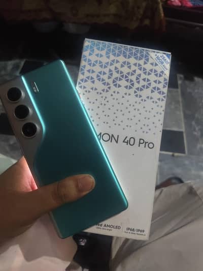 Tecno CAMON 40 Pro with box charge