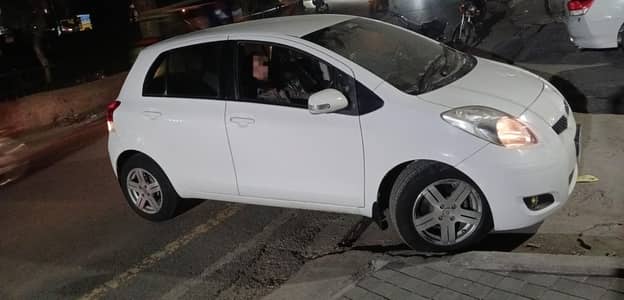 Toyota Vitz 2009