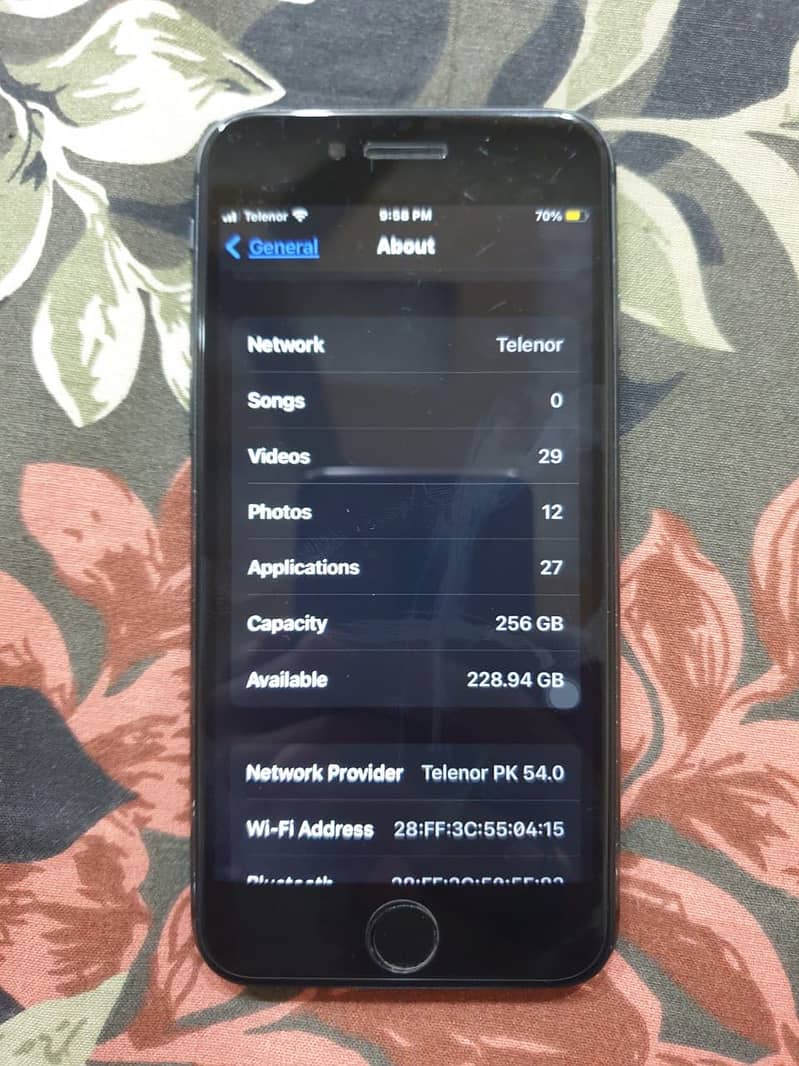 Apple iPhone 8 5