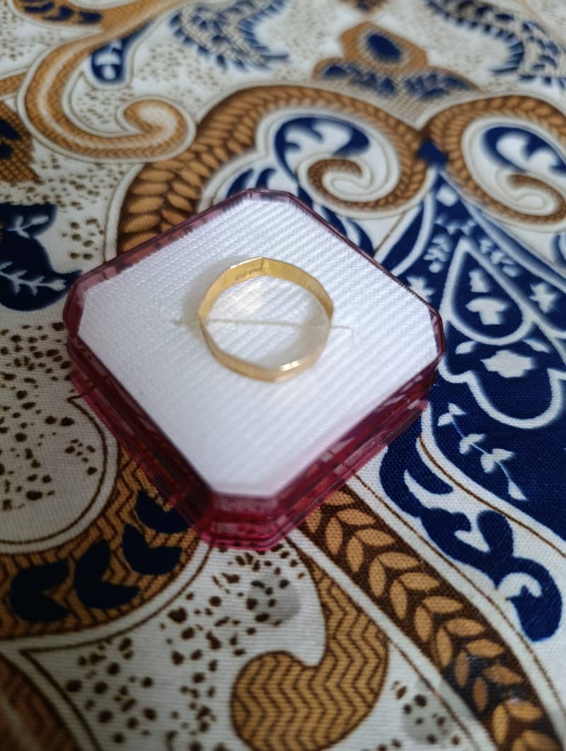 Gold Ring 1