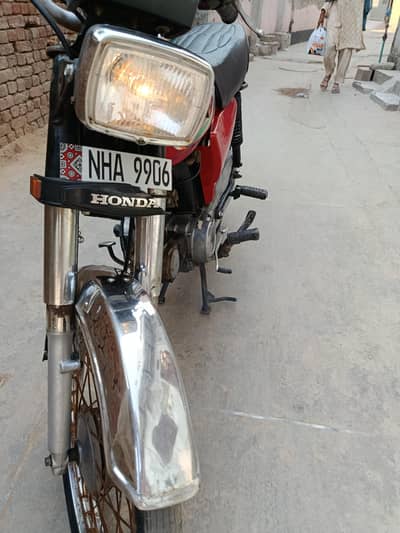Honda Cd 70 Bike enjon fitt Frame ok copi ok sind Nomber 03157520723