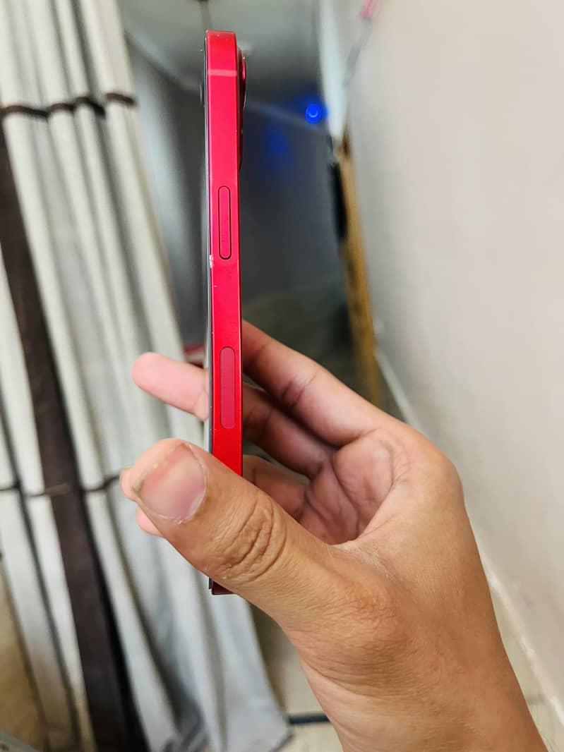Apple iPhone 13 10