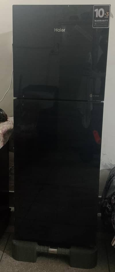 Haier Refrigerator model HRF -276