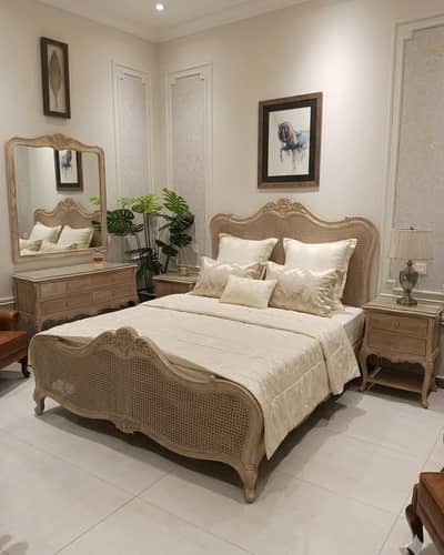 Cane bed set