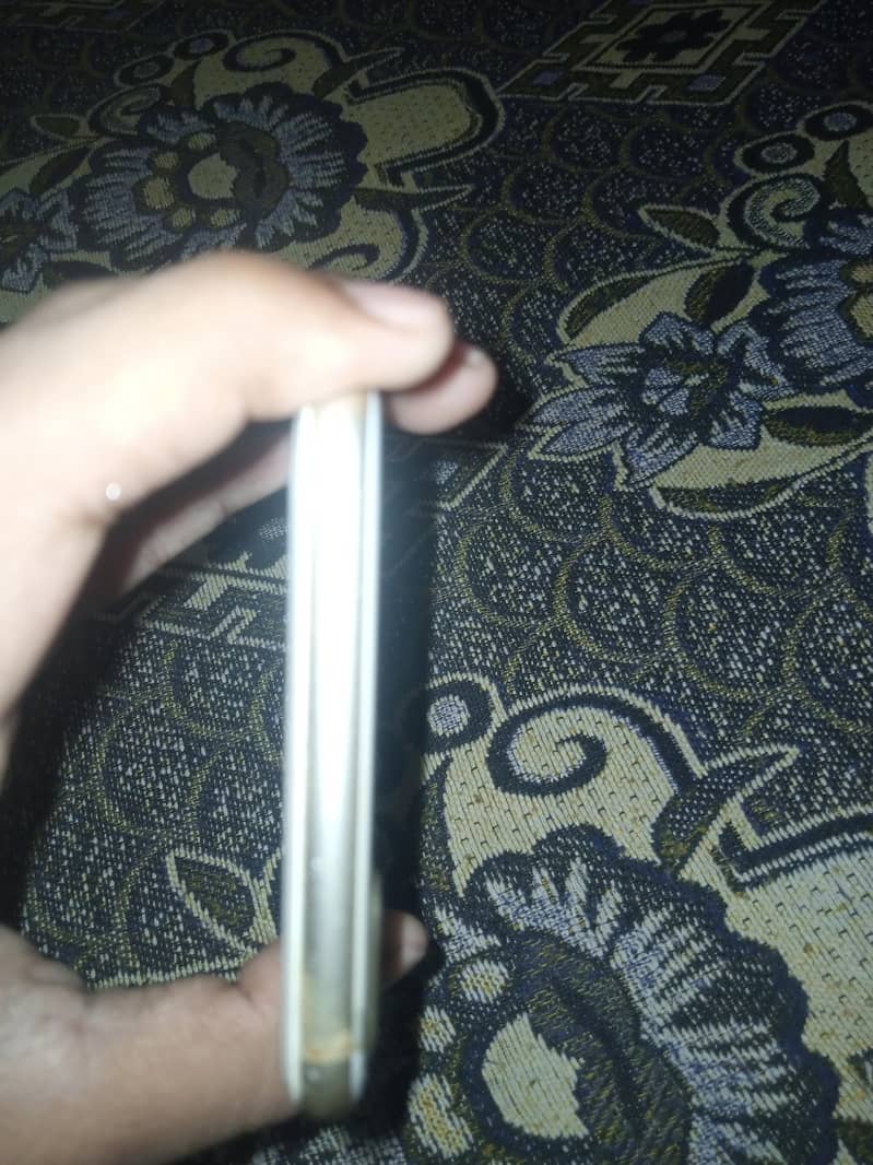 Apple iPhone 7 Plus 3