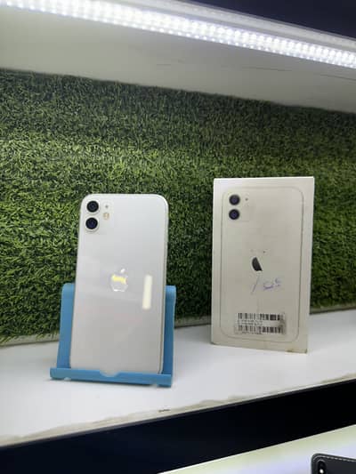 I phone 11 full box white pta approved