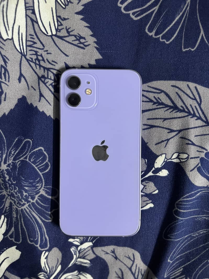 IPHONE 12 0