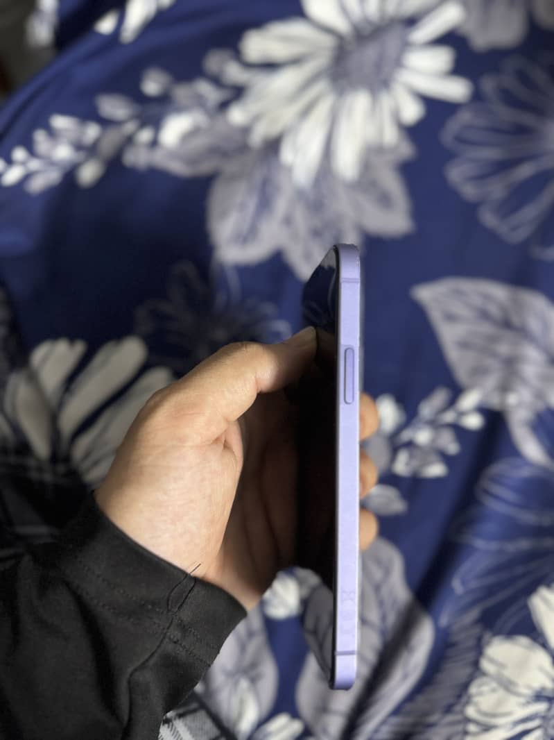 IPHONE 12 2