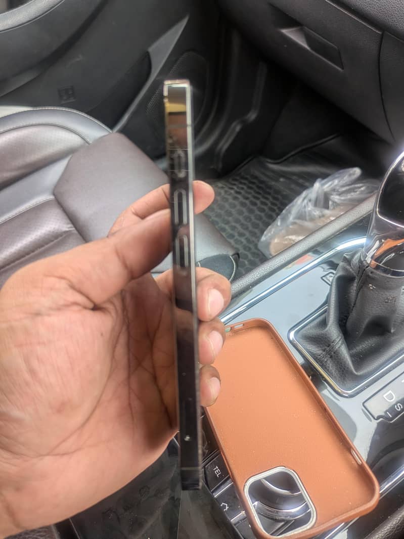 iphone 12 pro 1