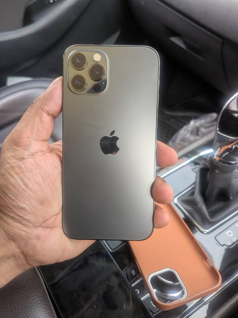 iphone 12 pro 3